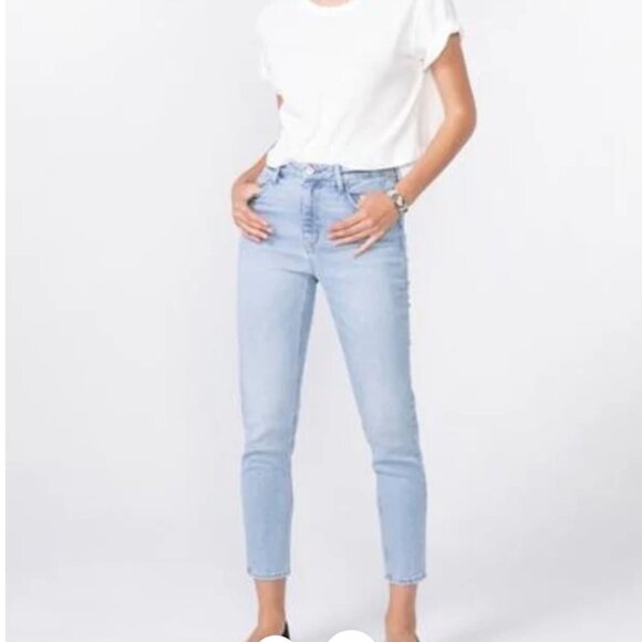 Unpublished Debbie Jean - Picture 9 of 9